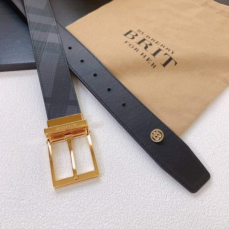 Burberry Leather Vintage Belt