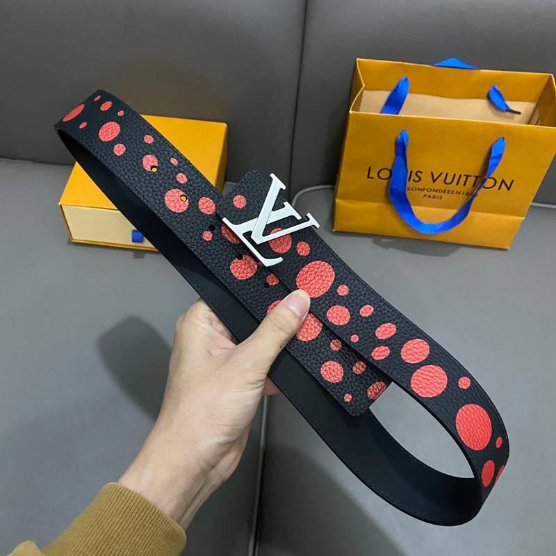 Louis Vuitton x Yayoi Kusama LV Initiales Reversible Infinity Dots Belt Black/Red