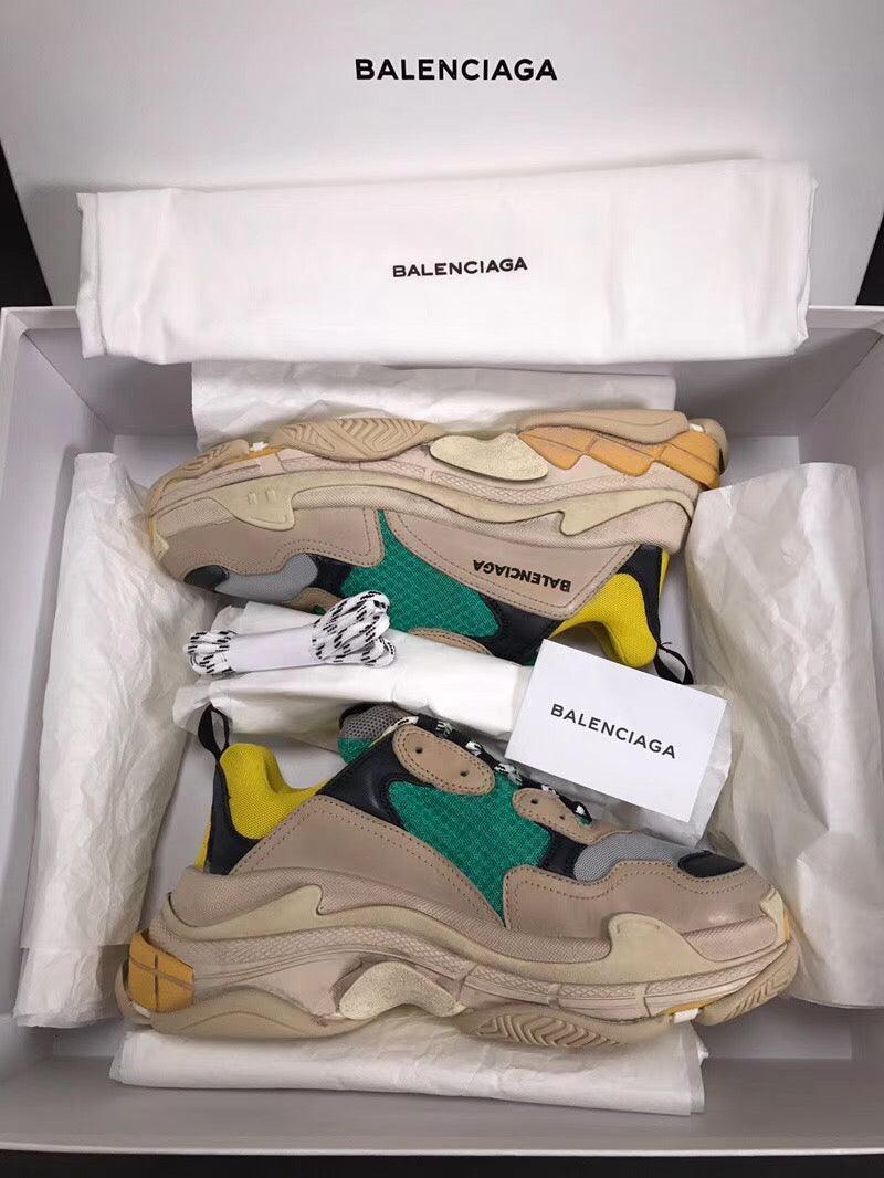 BALENCIAGA TRIPLE S SNEAKER