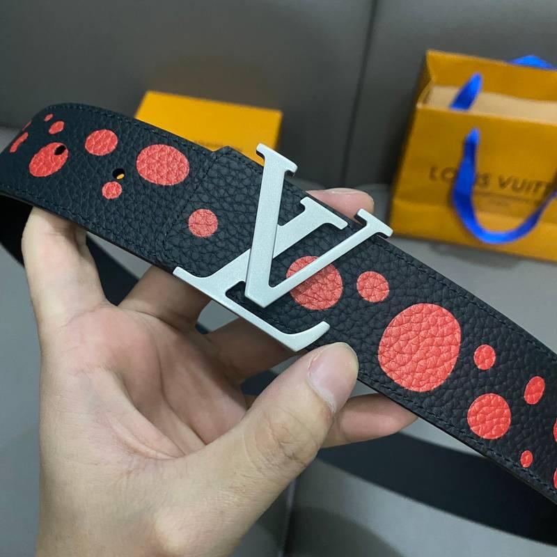 Louis Vuitton x Yayoi Kusama LV Initiales Reversible Infinity Dots Belt Black/Red