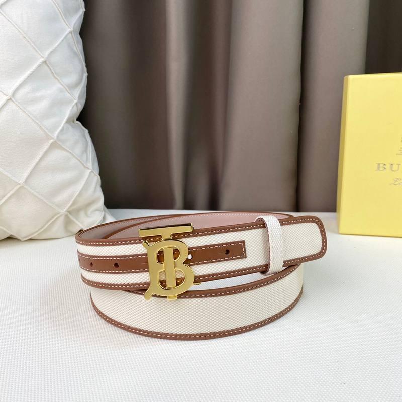 Burberry Reversible Leather Vintage Belt