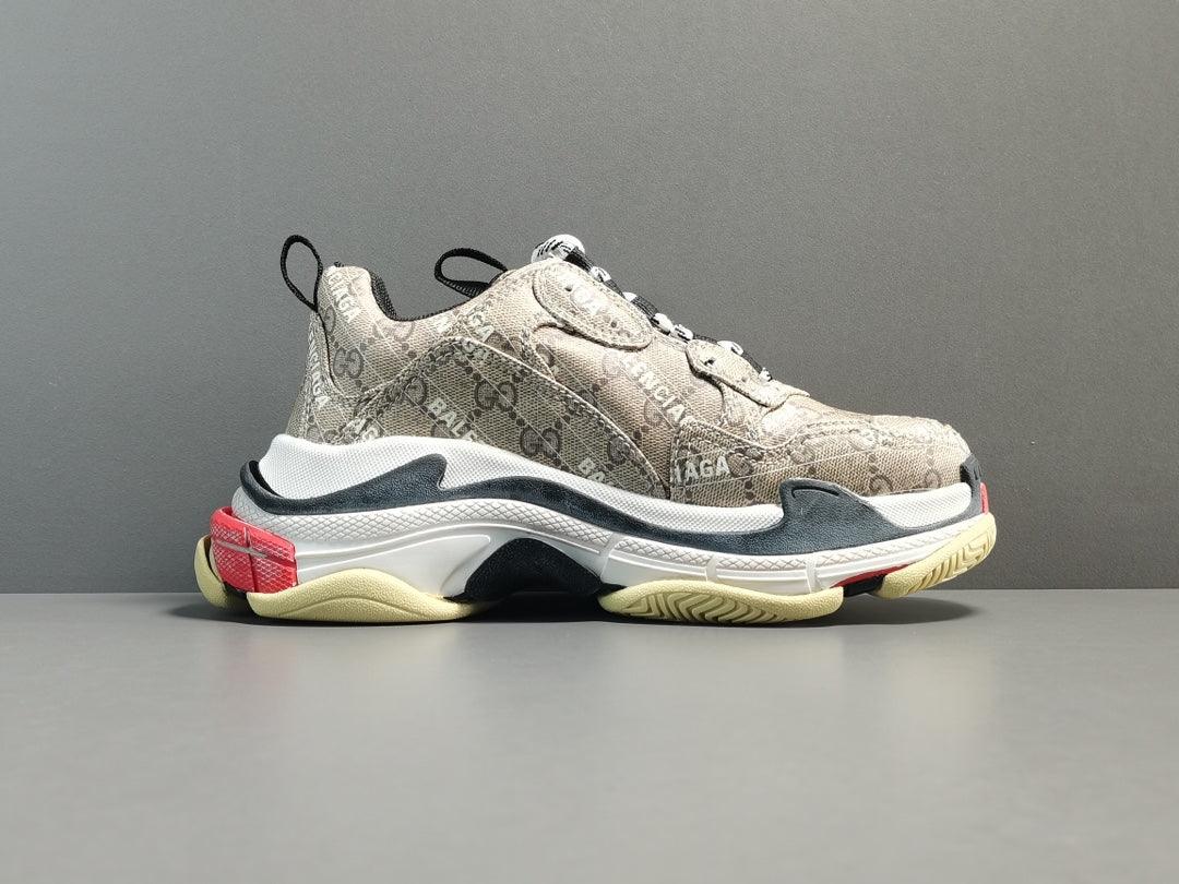 BALENCIAGA x GUCCI - TRIPLES S