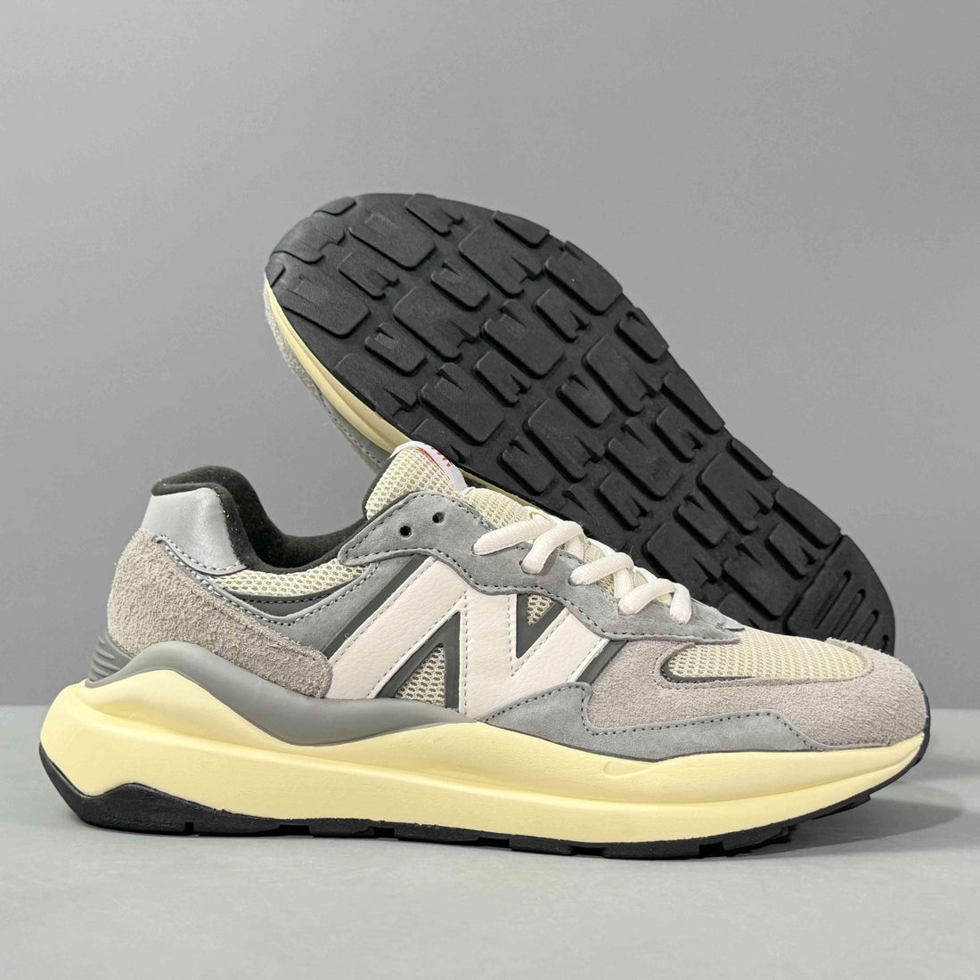 New Balance NB5740 M5740RG