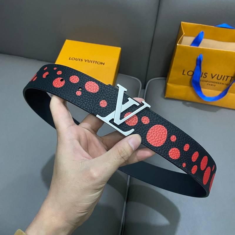 Louis Vuitton x Yayoi Kusama LV Initiales Reversible Infinity Dots Belt Black/Red