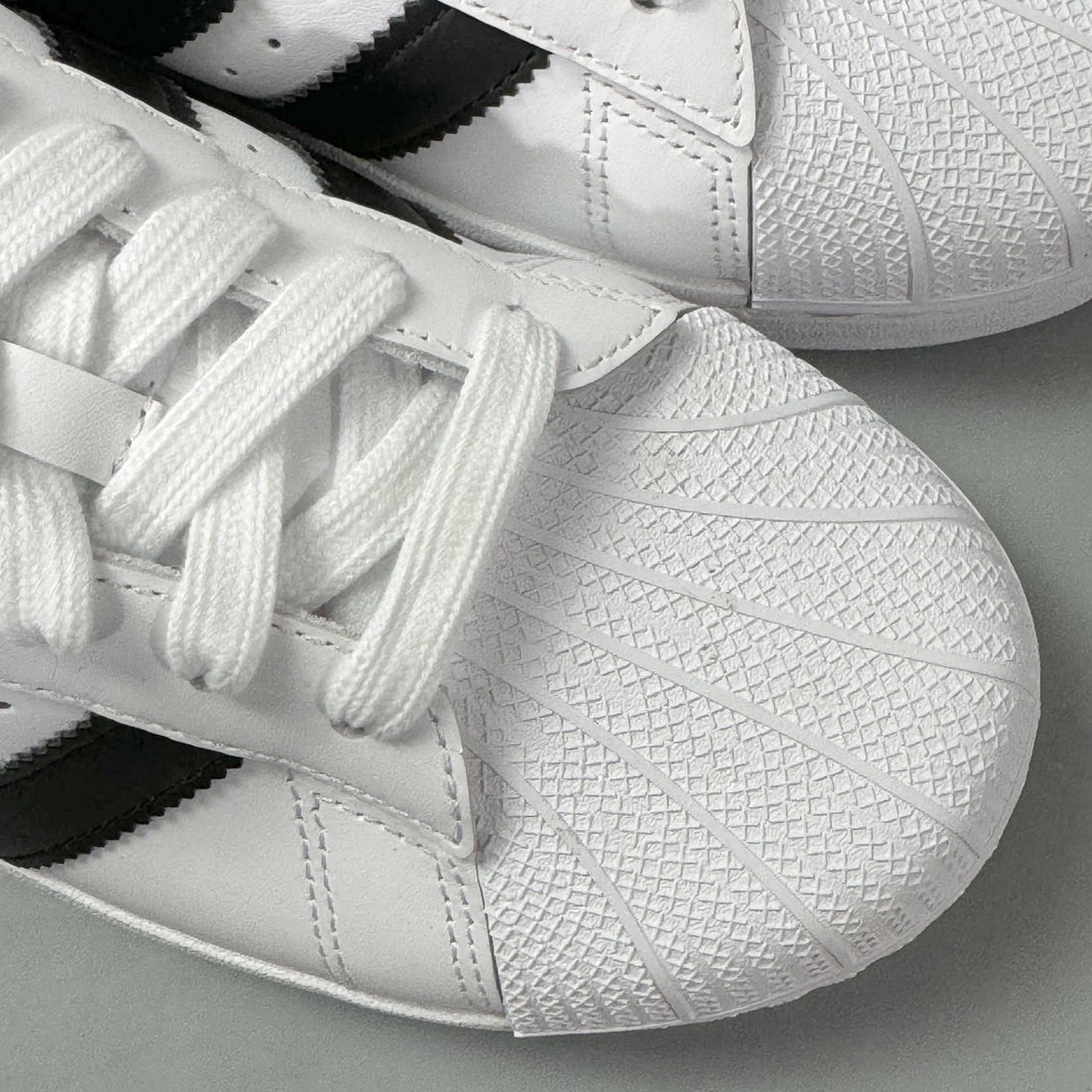 Adidas Superstar XLG 'White Black'