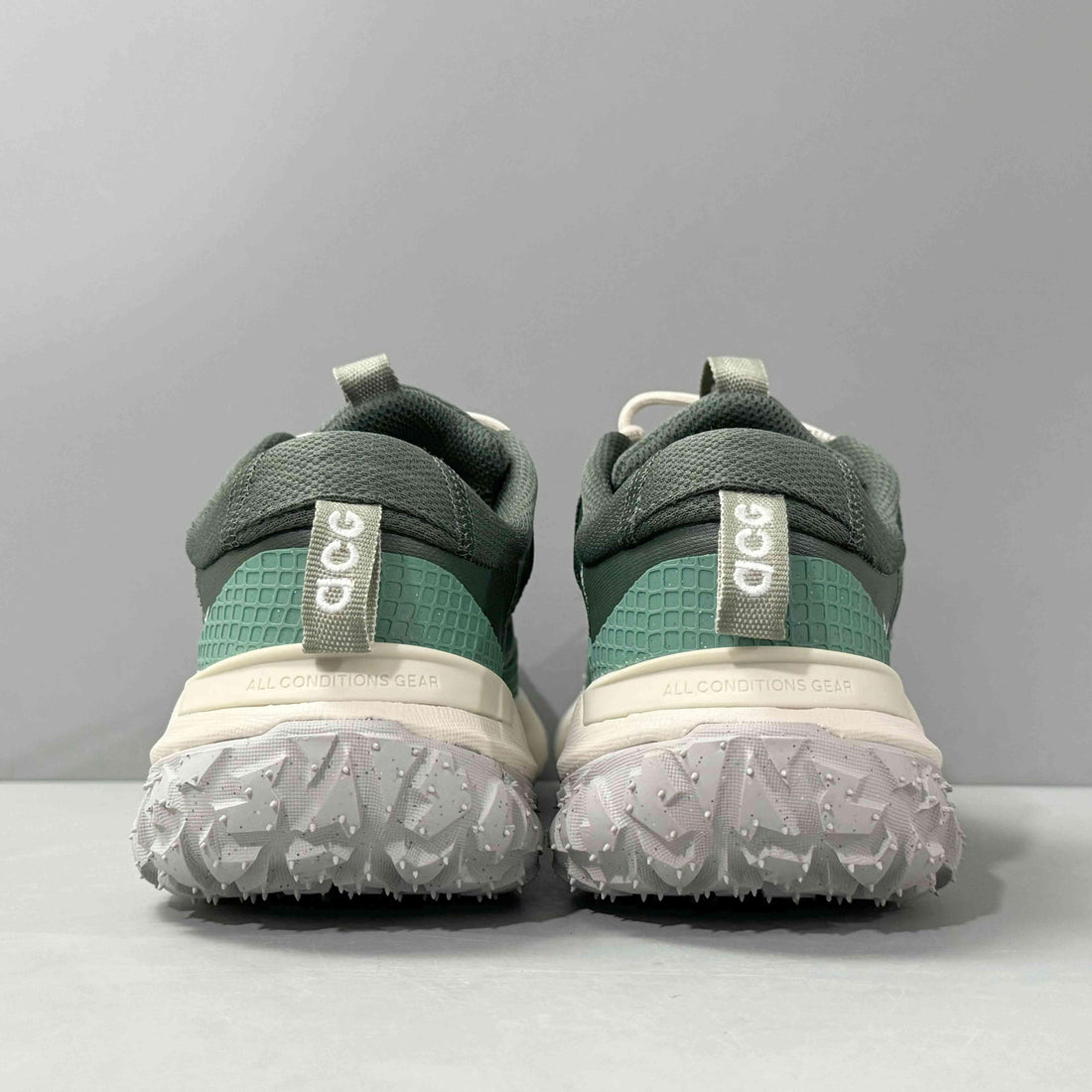 Nike ACG Mountain Fly 2 Low 'Bicoastal Vintage Green'