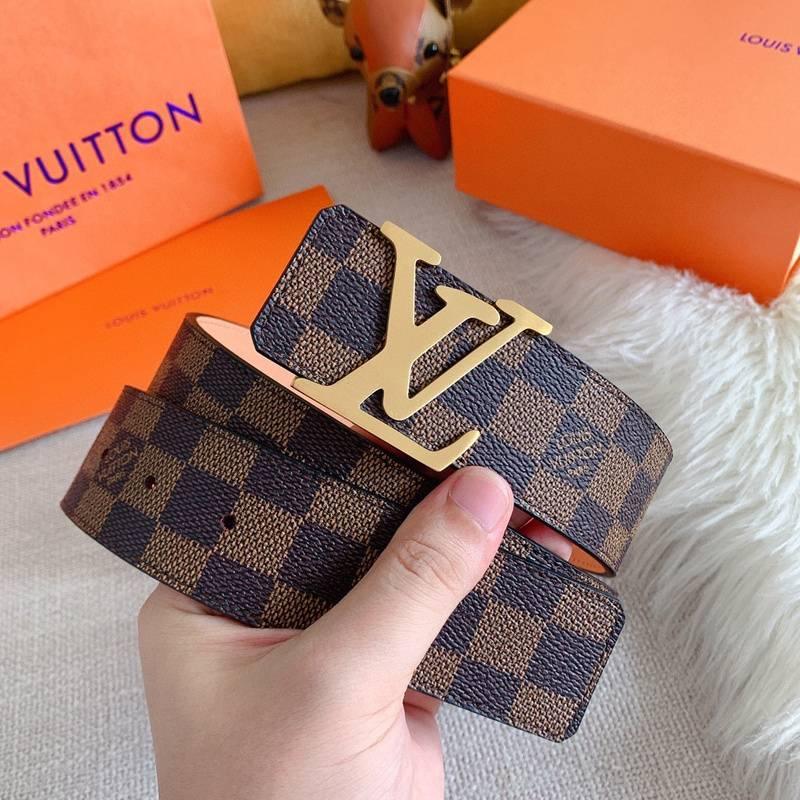 Louis Vuitton Belt Logo