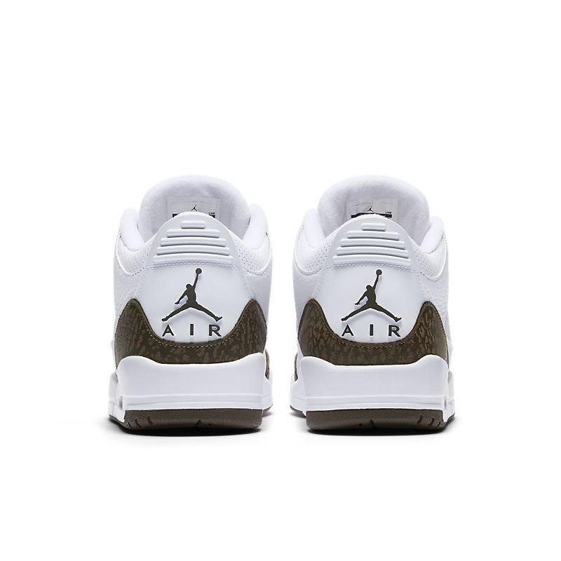 Air Jordan 3 Retro 'Mocha'