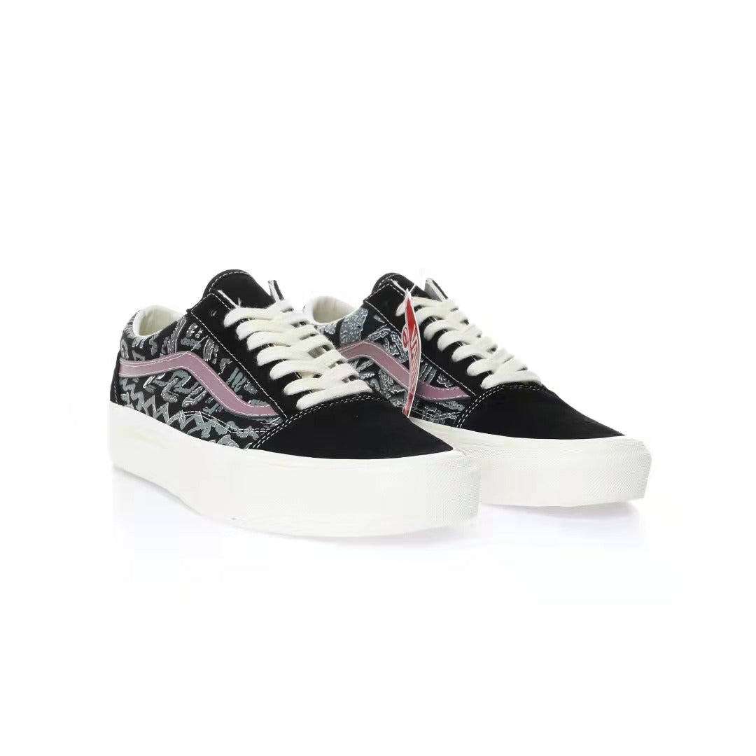 Vans Vault OG Old Skool LX "Black/Pink/Graffiti"