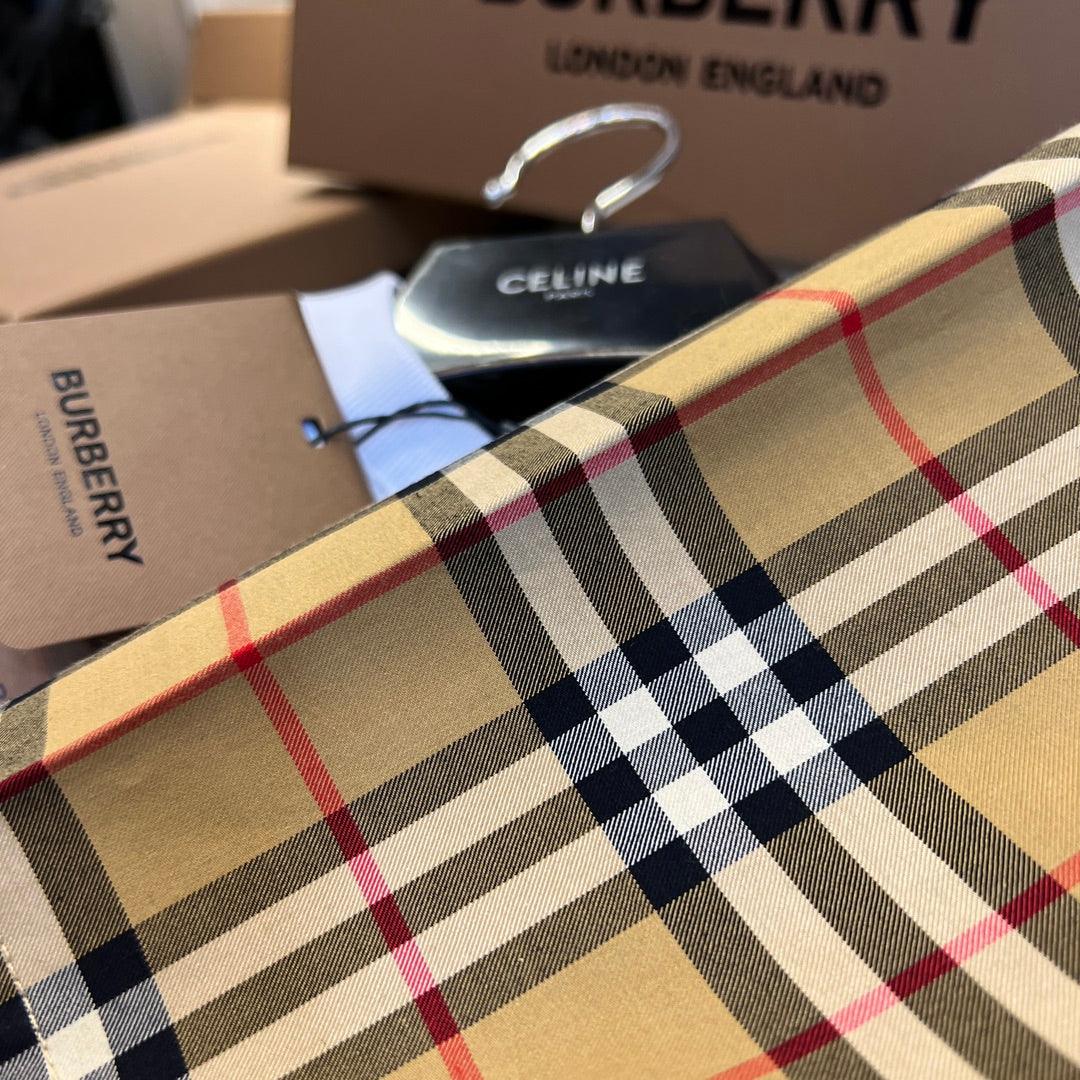 Burberry T-Shirt Without Collar 'White & Beige'