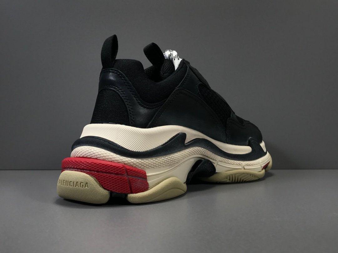 BALENCIAGA TRIPLE S SNEAKER