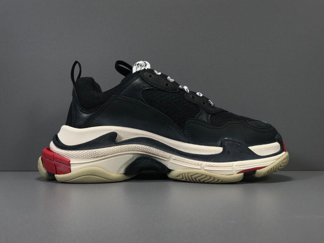 BALENCIAGA TRIPLE S SNEAKER