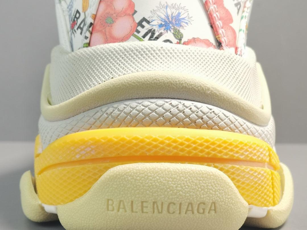 BALENCIAGA x GUCCI - TRIPLES S