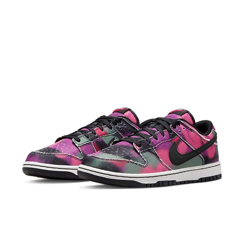 Nike Dunk Low Graffiti Pink