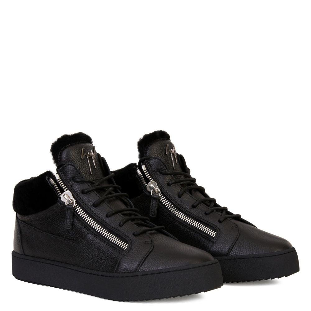 Giuseppe Zanotti Kriss Winter