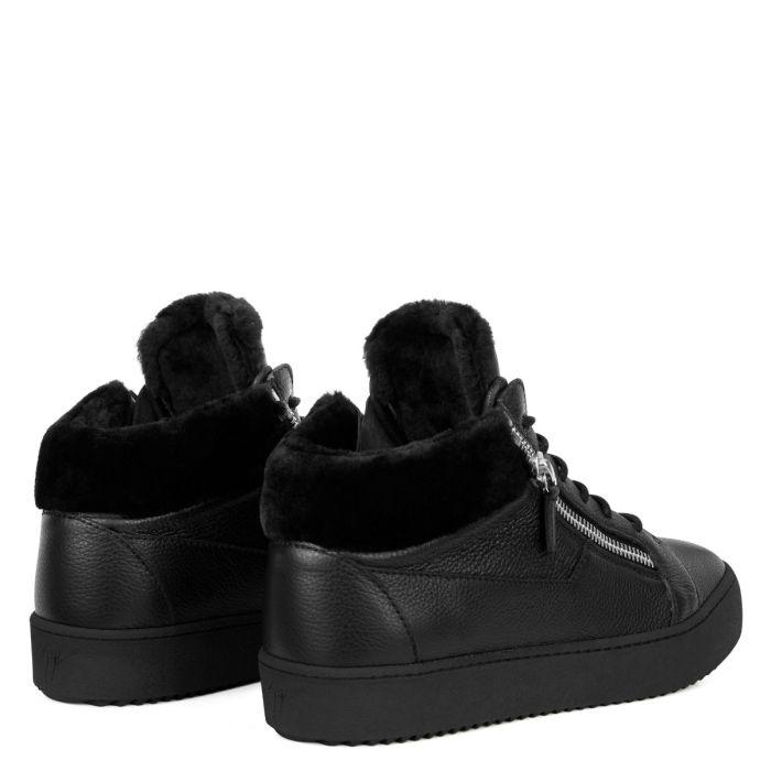 Giuseppe Zanotti Kriss Winter